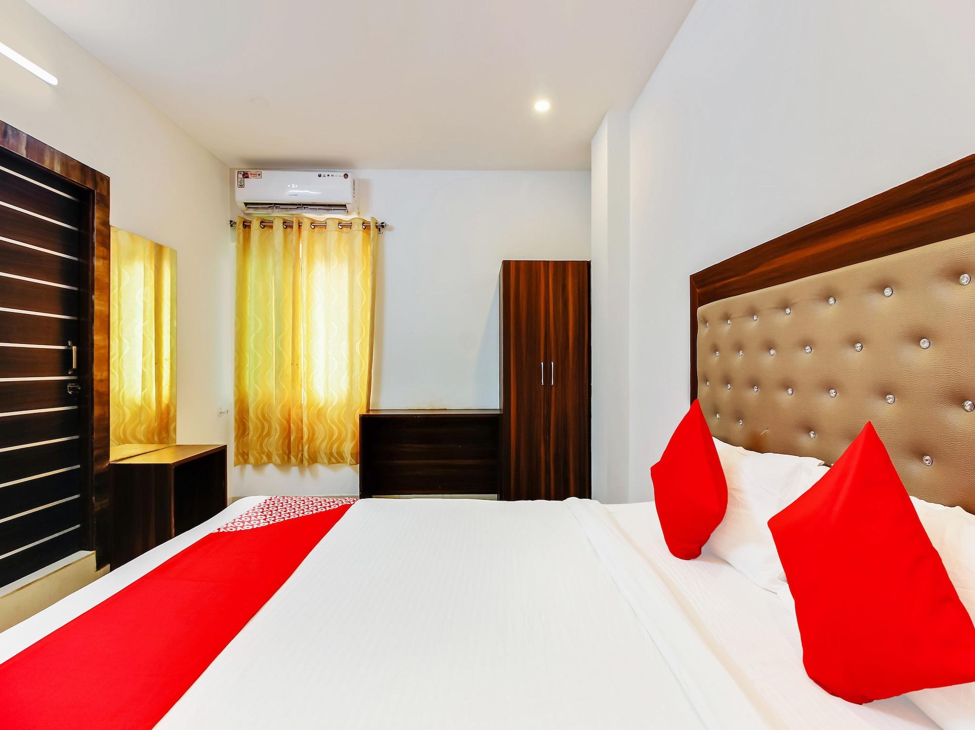 Oyo 29131 Hotel Mn Grand Shamshabad Dış mekan fotoğraf